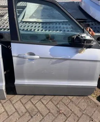 Ford S-MAX Front door 