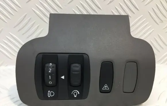 Renault Scenic II - Grand scenic II Headlight level height control switch 8200140985