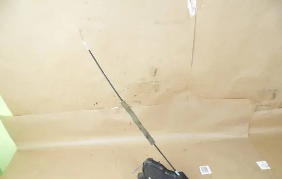Toyota Corolla E120 E130 Front door lock 