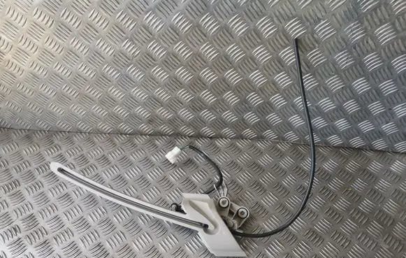 Mercedes-Benz E W212 Curtain motor A2128202942