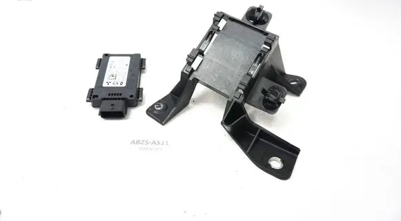 Renault Clio V Distronic sensor radar 284E74819R