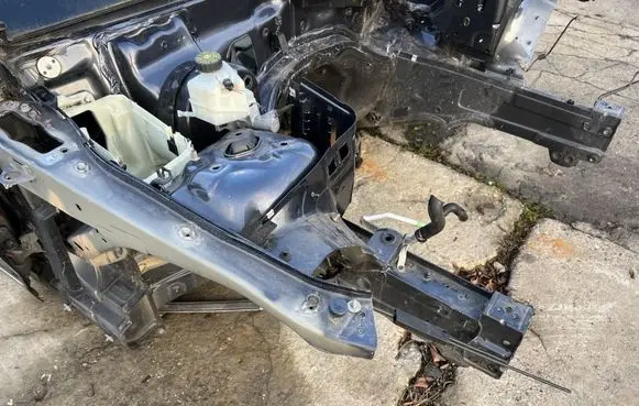 Mercedes-Benz E A207 Front side member 