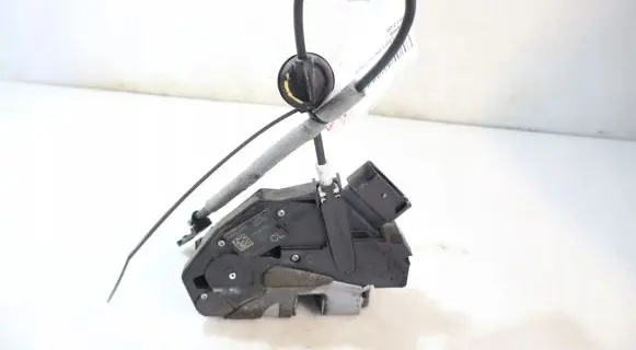 Volvo V60 Front door lock