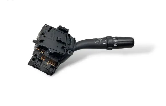 Toyota Avensis T250 Wiper control stalk 173654