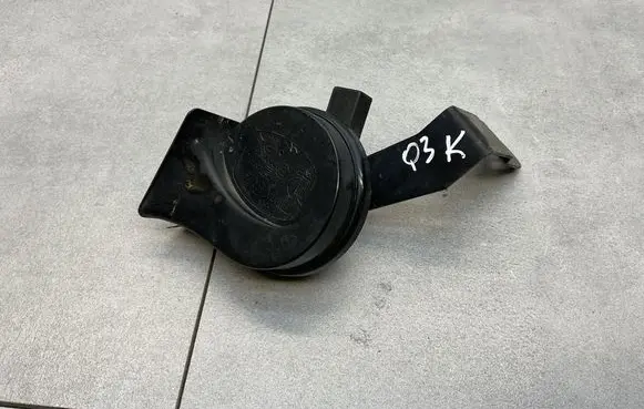 Audi Q3 8U Horn signal 8U0951209