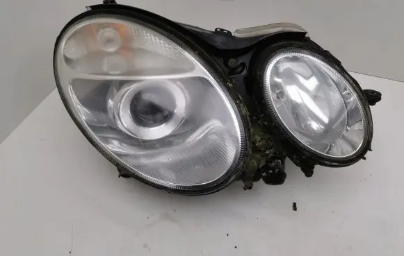 Mercedes-Benz E W211 Headlight/headlamp A0028202426