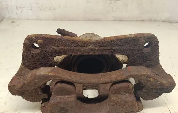 Mazda 6 Front brake caliper