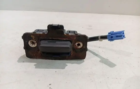 Honda Accord Tailgate opening switch 