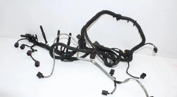 Volkswagen PASSAT CC Engine installation wiring loom