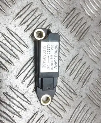 Audi A3 S3 8L Airbag deployment crash/impact sensor 8L0959643B