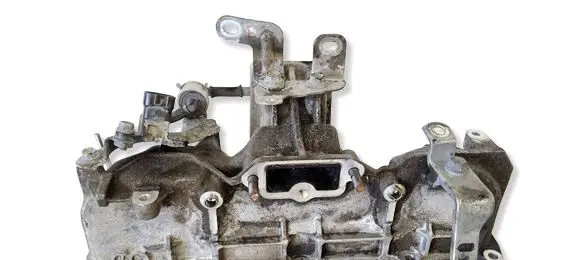 Toyota Avensis T270 Intake manifold 