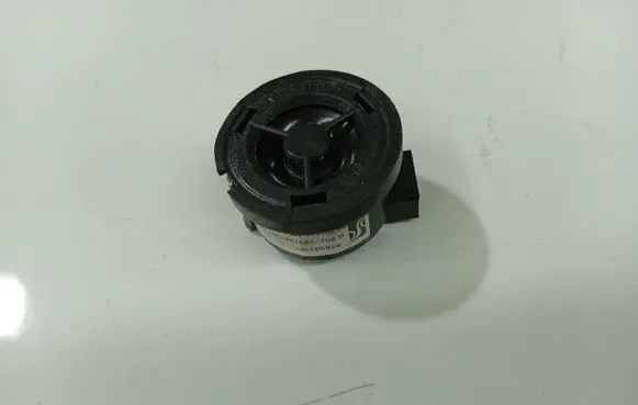Opel Corsa D Front door speaker 528393184