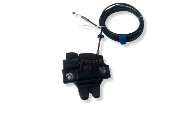 Toyota Corolla E140 E150 Loading door lock 06Z04B