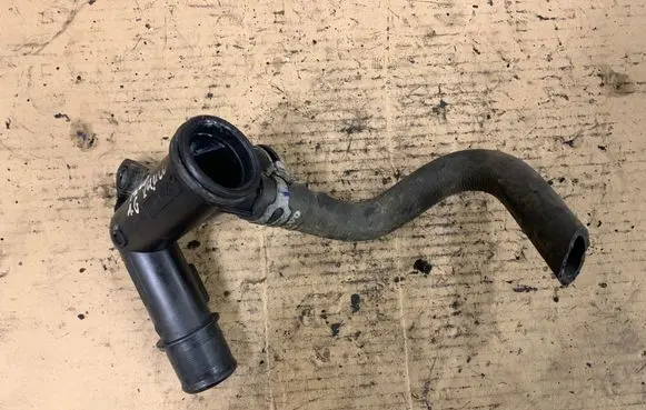 Volvo V40 Engine coolant pipe/hose 9671124980 9672324980