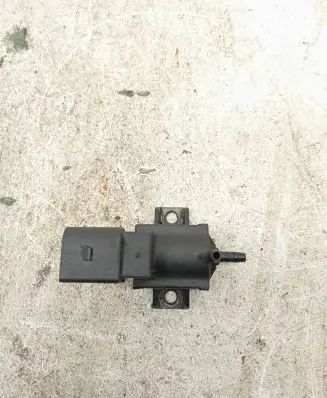 Volkswagen Touareg II Turbo solenoid valve 6116315