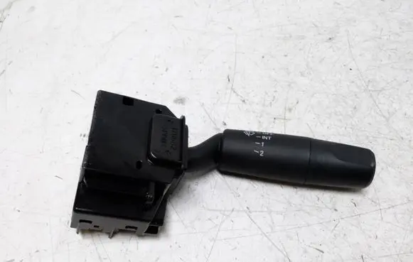 Mazda 3 I Wiper control stalk 17D682