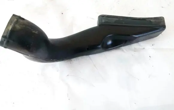 Audi A2 Air intake hose/pipe 8z0129617b 4410725159
