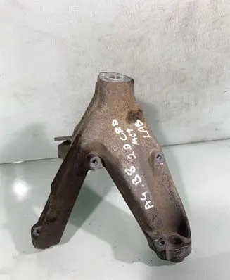 Audi A4 S4 B8 8K Engine mounting bracket