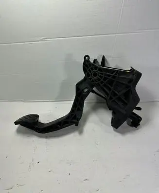 Skoda Fabia Mk2 (5J) Brake pedal bracket assembly 