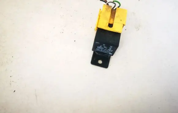 Audi A6 S6 C5 4B Other relay rsv1cm12h rsv-1c-m-12h
