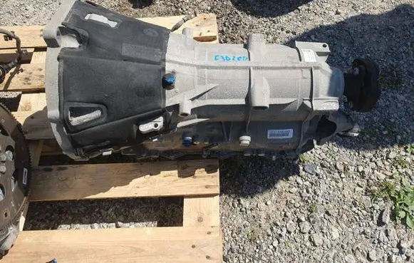 BMW 3 F30 F35 F31 Automatic gearbox 7647343 1090016