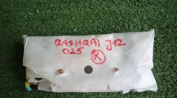 Nissan Qashqai J12 Seat airbag 