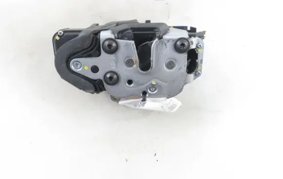 Opel Zafira C Front door lock