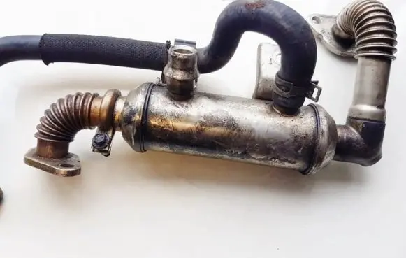 Ford Focus EGR valve cooler 4m5q9f464bc 4m5q-9f464-bc