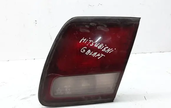Mitsubishi Galant Tailgate rear/tail lights 0431613