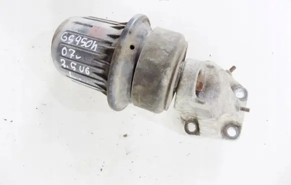 Lexus GS 300 350 430 450H Engine mount bracket