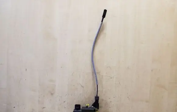 Volvo XC90 Front door lock