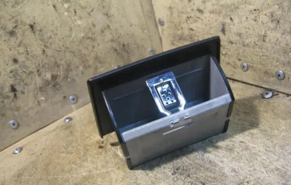 Mercedes-Benz C W202 Ashtray (rear) 