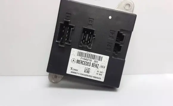 Mercedes-Benz E W211 Comfort/convenience module 2115452132
