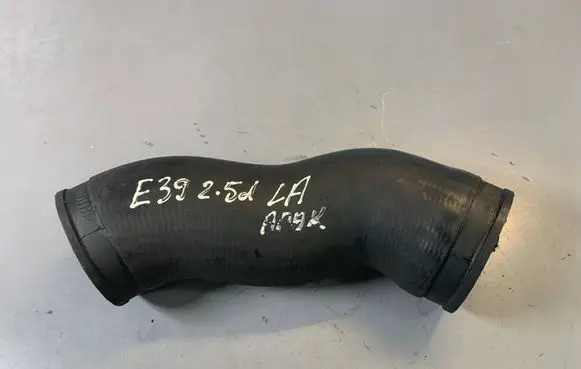 BMW 5 E39 Intercooler hose/pipe 11612249669 2249669 11612248625