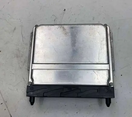 Volvo XC90 Engine control unit/module 08675761 1039S00000 08675761A