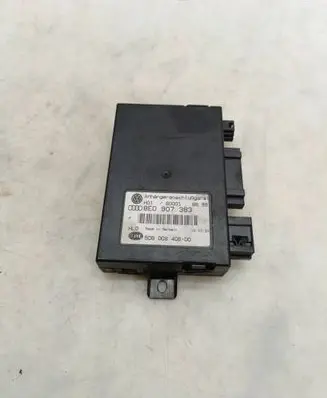Volkswagen Touran I Tow bar trailer control unit/module 8E0907383 5DS00840800