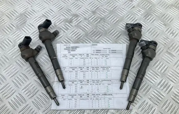 Audi A5 8T 8F Fuel injectors set 03L130277J