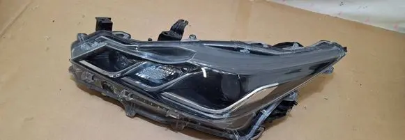 Toyota Corolla E210 E21 Headlight/headlamp 81150-02T31