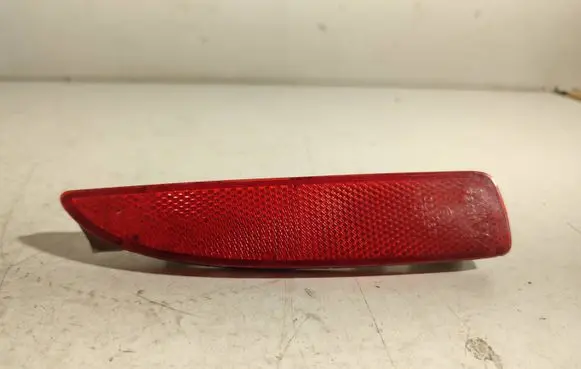 Rear tail light reflector