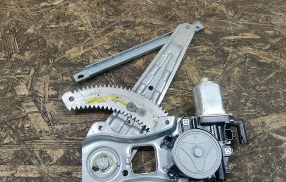 Nissan Tiida C11 Rear door window regulator with motor 82730AX00A