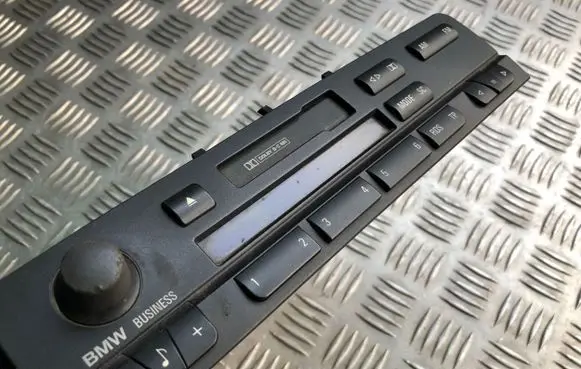 BMW 3 E46 Radio/CD/DVD/GPS head unit 65128383149 813149 00399101154184