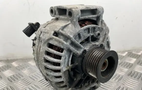 Mercedes-Benz E W211 Generator/alternator A2721540102 0124625023