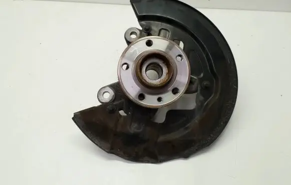 Volvo XC60 Front wheel hub spindle knuckle