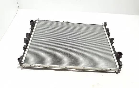 Mercedes-Benz EQC Coolant radiator A0995008800