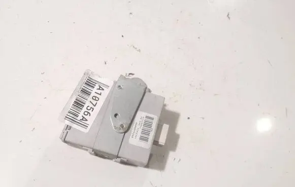 Toyota Corolla E120 E130 Door control unit/module 8974102050