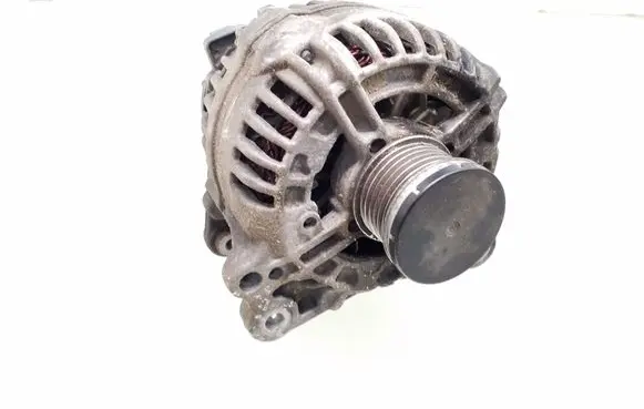 Audi A1 Generator/alternator 03C903025F 0124525200 F24013903