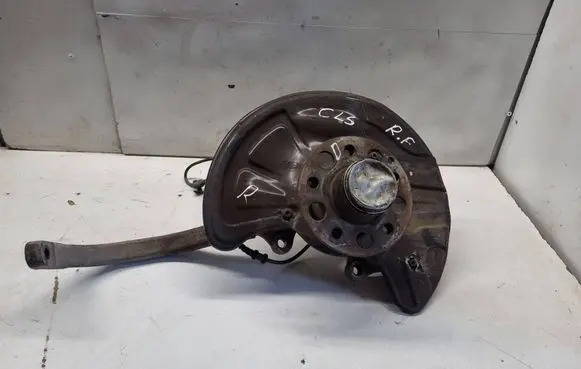 Mercedes-Benz CLS C219 Front wheel hub spindle knuckle 2115451040