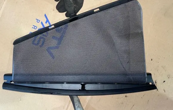 BMW 5 E39 Rear door sun blind/shade 7110235 2605021