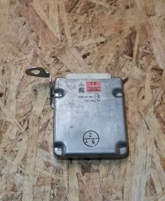 Toyota RAV 4 (XA40) Other control units/modules 8815042020 10R048634 0368002481