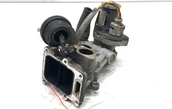 Volkswagen PASSAT B7 EGR valve 0280751016